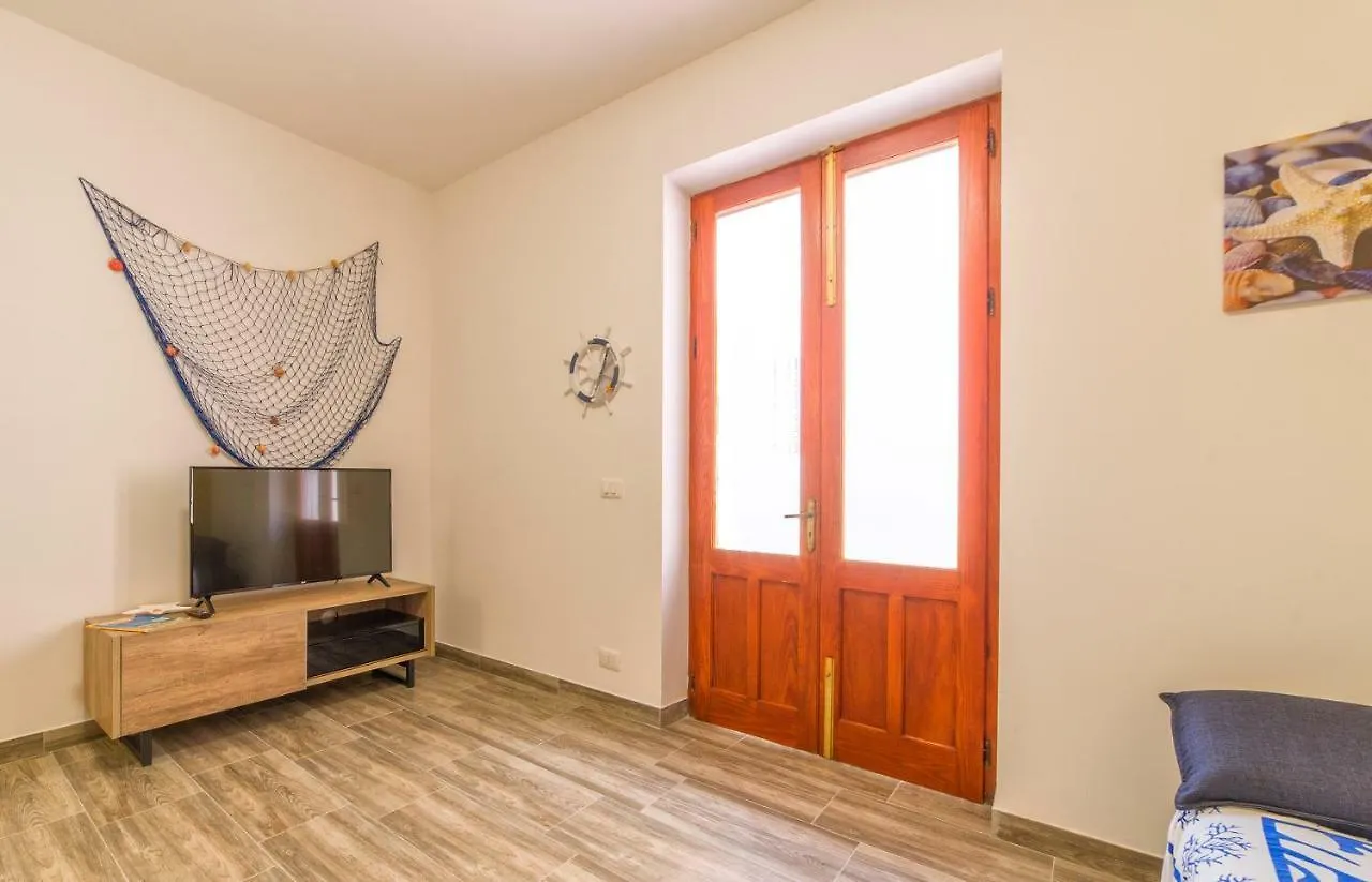 Villa Al Mare Porto Palo Ferienhaus