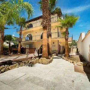  Appartamento Helios Casa Vacanze